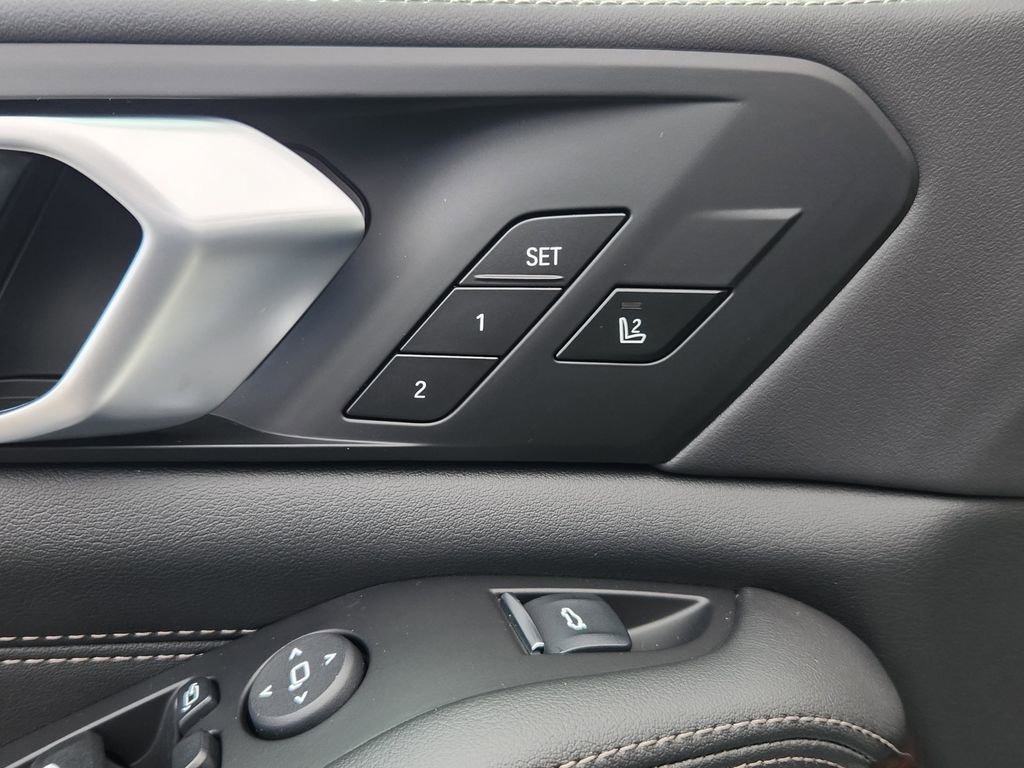 New 2026 BMW X5 xDrive50e AWD/4WD image 17
