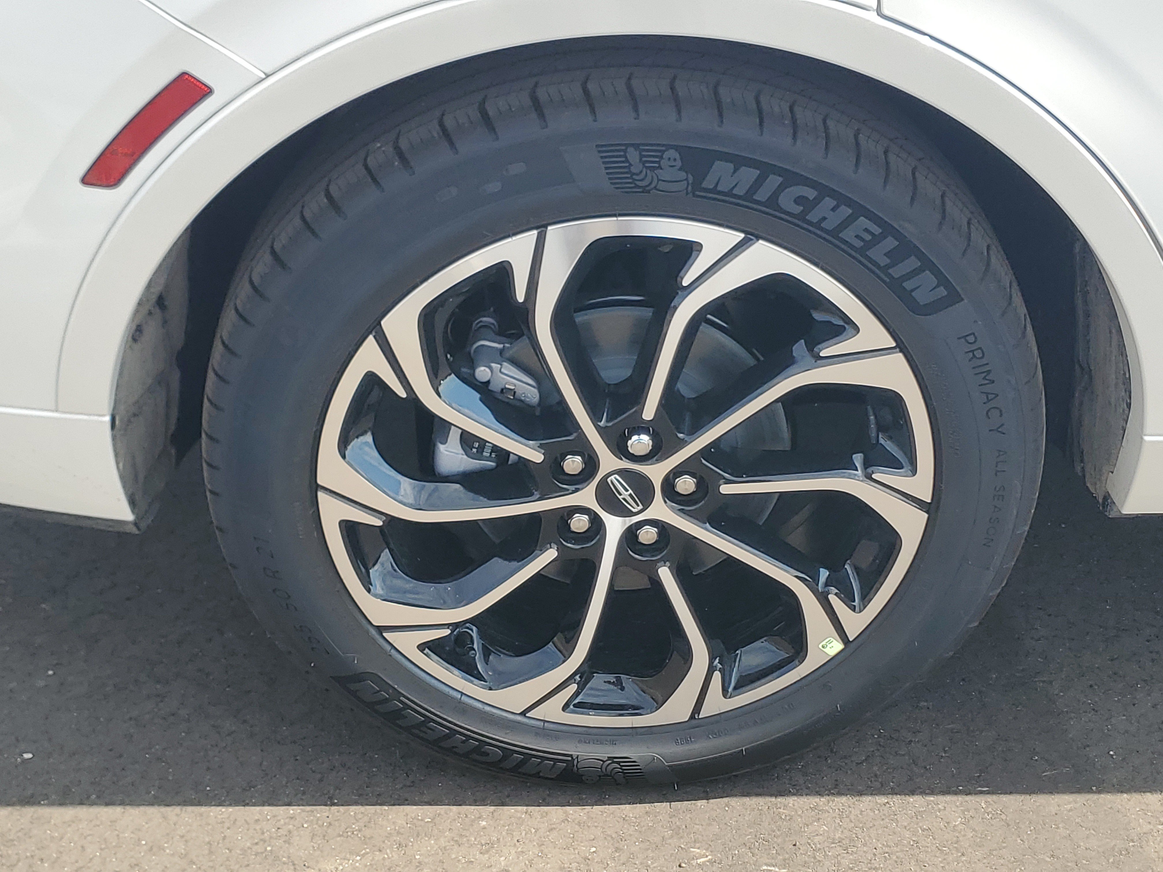New 2026 Lincoln Nautilus Reserve AWD/4WD image 5