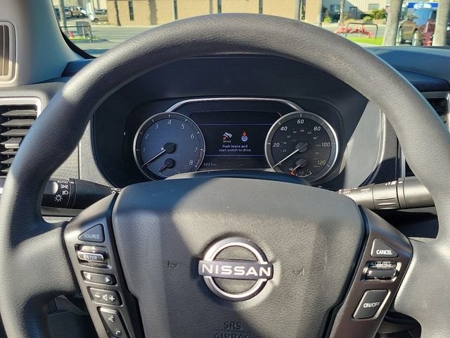 Used 2023 Nissan Frontier SV w/ Tow Package image 9