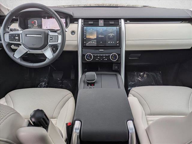 Certified 2025 Land Rover Discovery S image 19