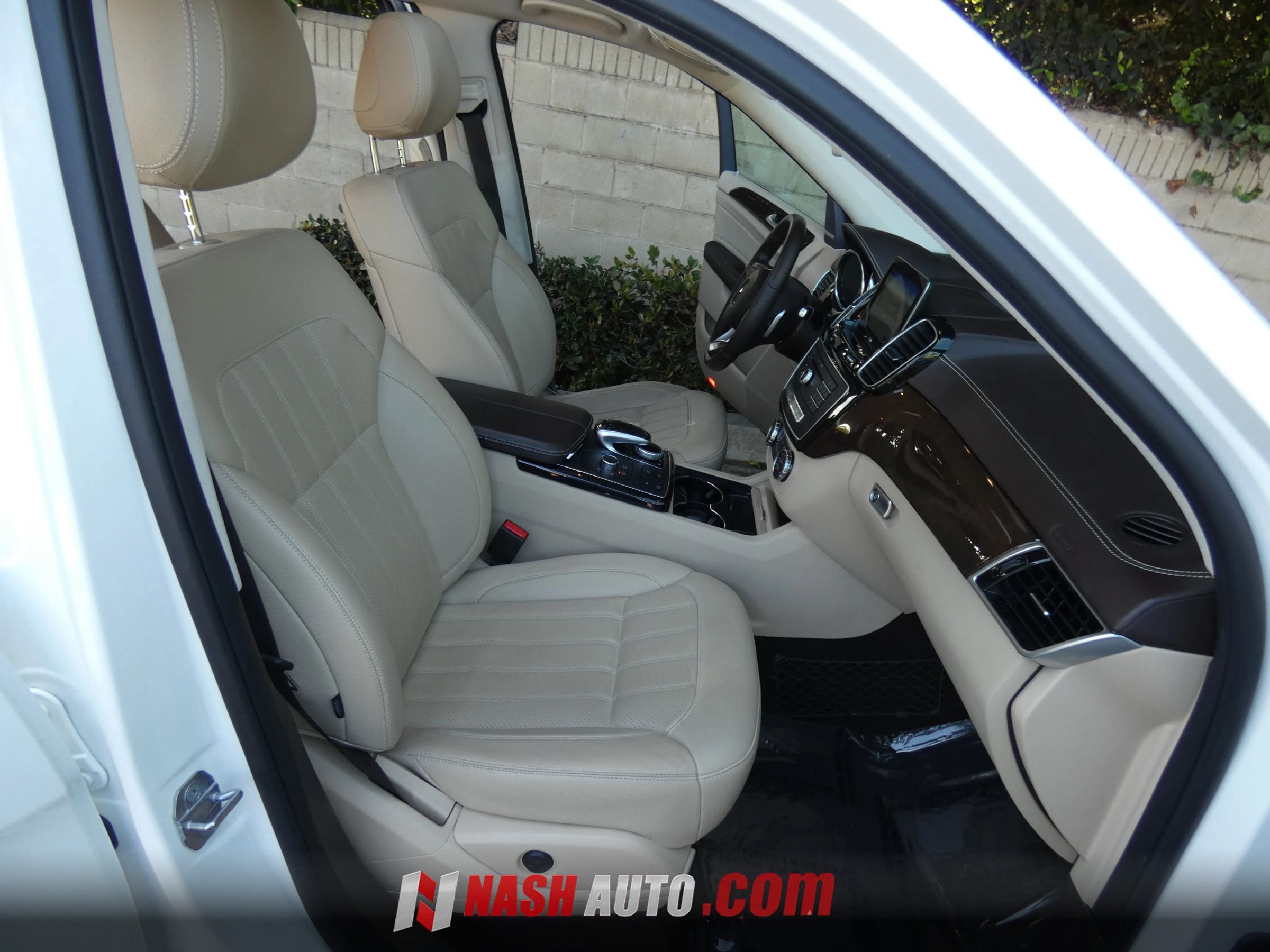 Used 2019 Mercedes-Benz GLS 450 4MATIC image 28