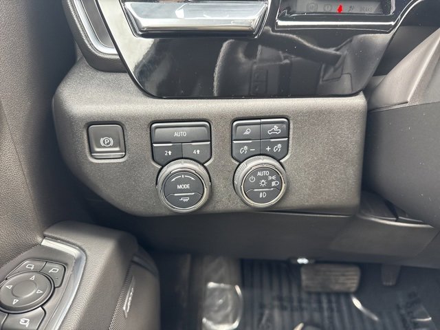 Used 2022 Chevrolet Silverado 1500 LTZ image 19