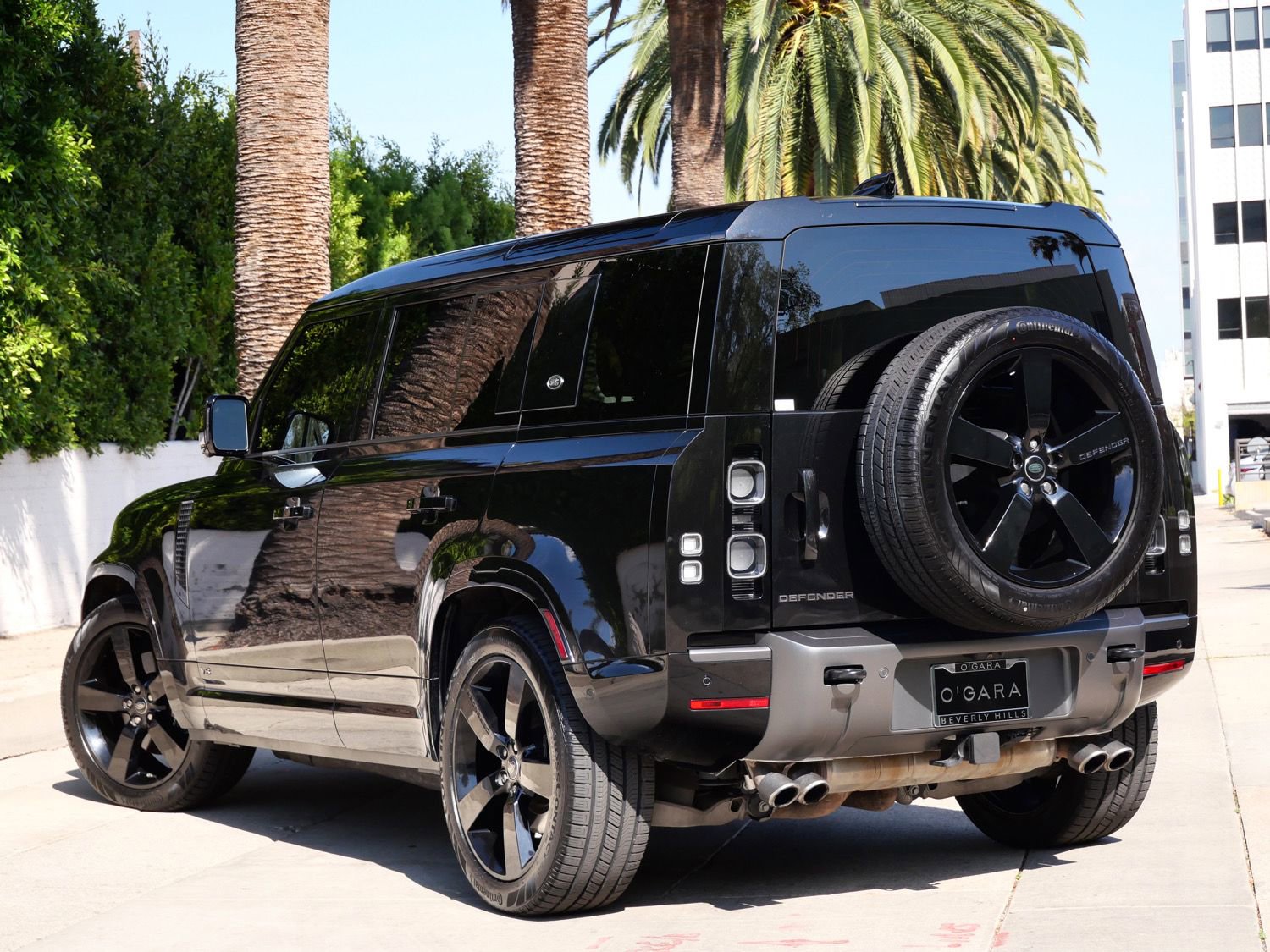 Used 2024 Land Rover Defender 110 V8 image 10