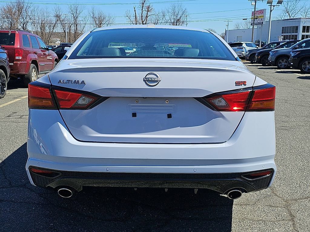 Used 2024 Nissan Altima 2.5 SR image 5