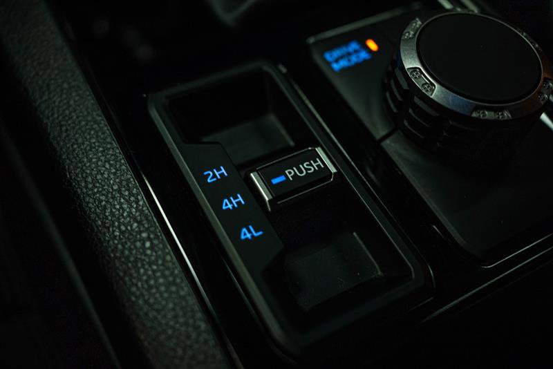 Used 2022 Toyota Tundra SR5 w/ SR5 Convenience Package image 21