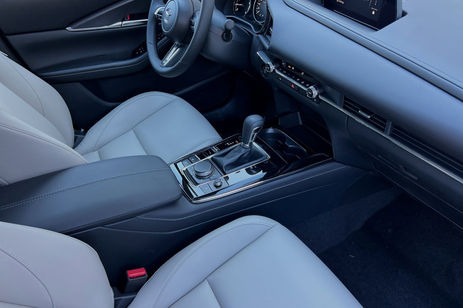 Used 2025 MAZDA CX-30 AWD 2.5 S w/ Preferred Package image 19