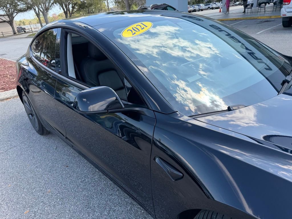 Used 2021 Tesla Model 3 Standard Range Plus image 14