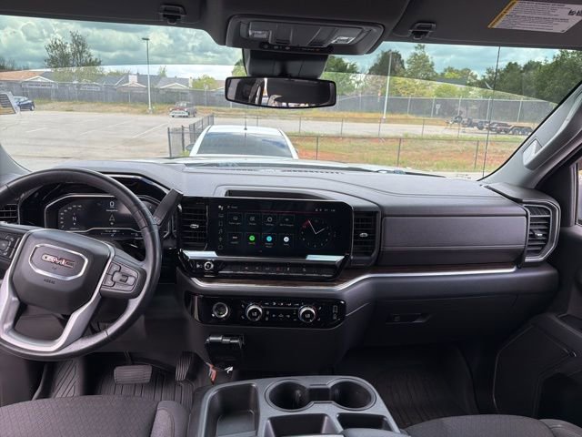 Used 2022 GMC Sierra 1500 SLE image 12