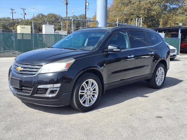 Used 2015 Chevrolet Traverse LT w/ Style and Technology Package FWD image 3