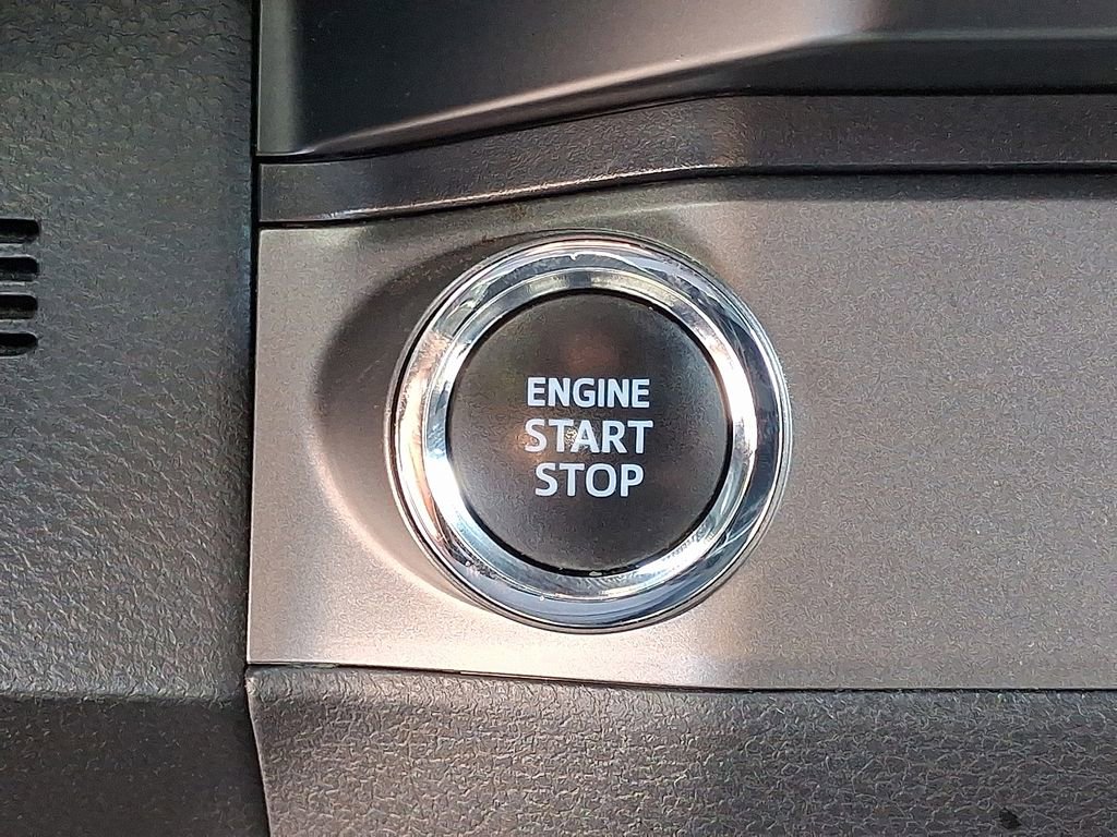 Used 2019 Toyota Tacoma TRD Off-Road RWD image 17