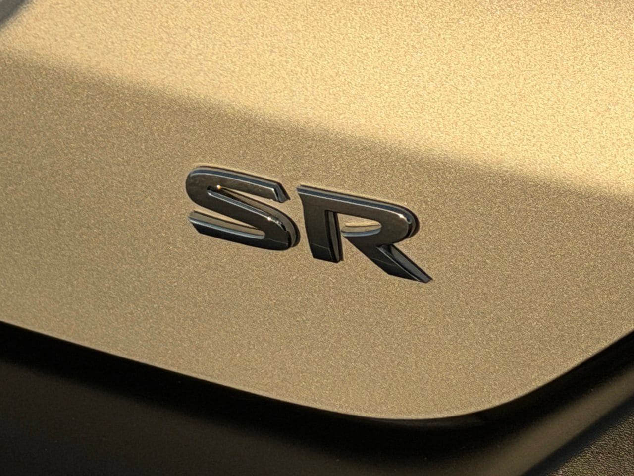 Certified 2020 Nissan Kicks SR FWD image 10