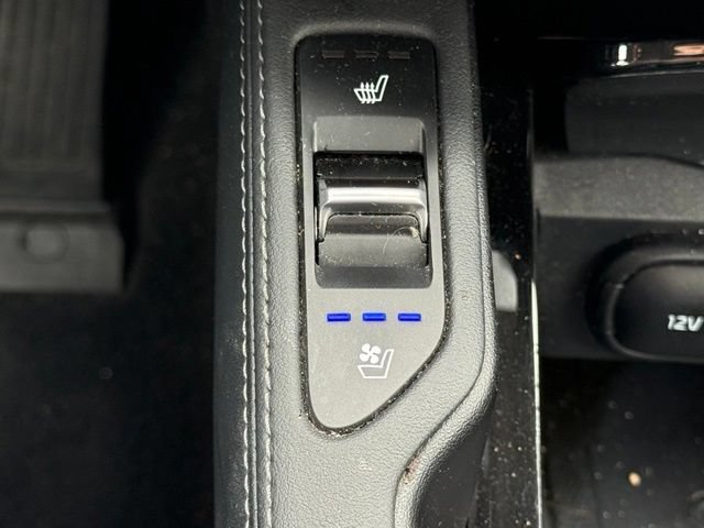 Used 2024 Kia Telluride EX w/ EX Captain's Chair Package FWD image 29