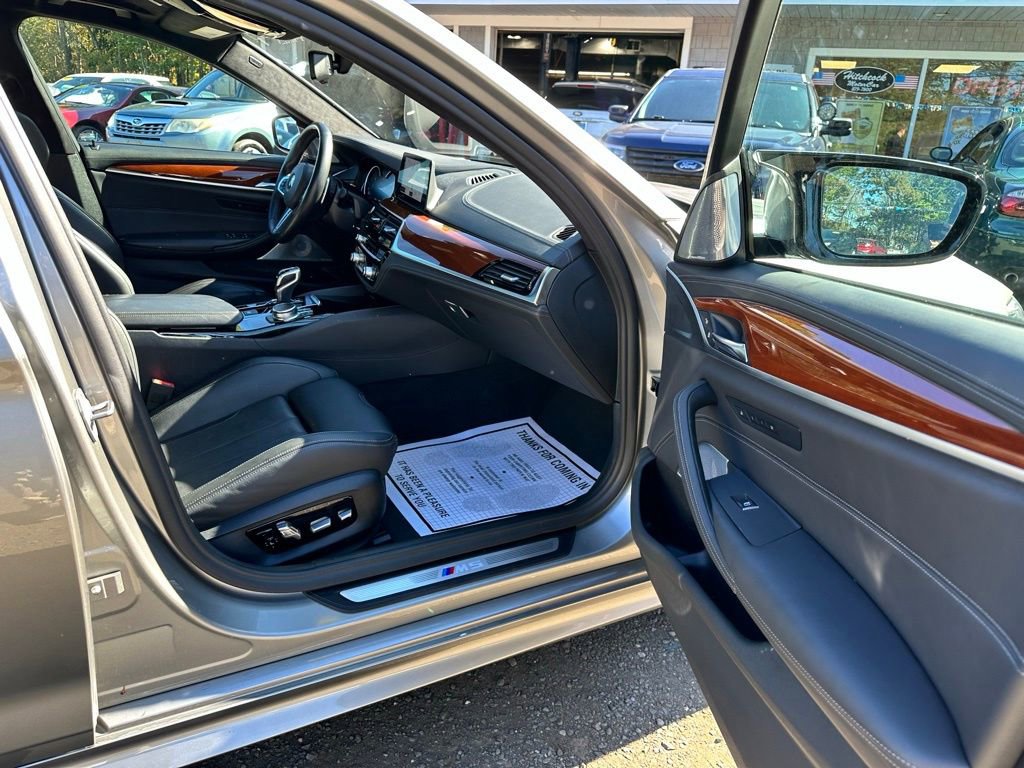Used 2018 BMW M5 w/ Executive Package image 33