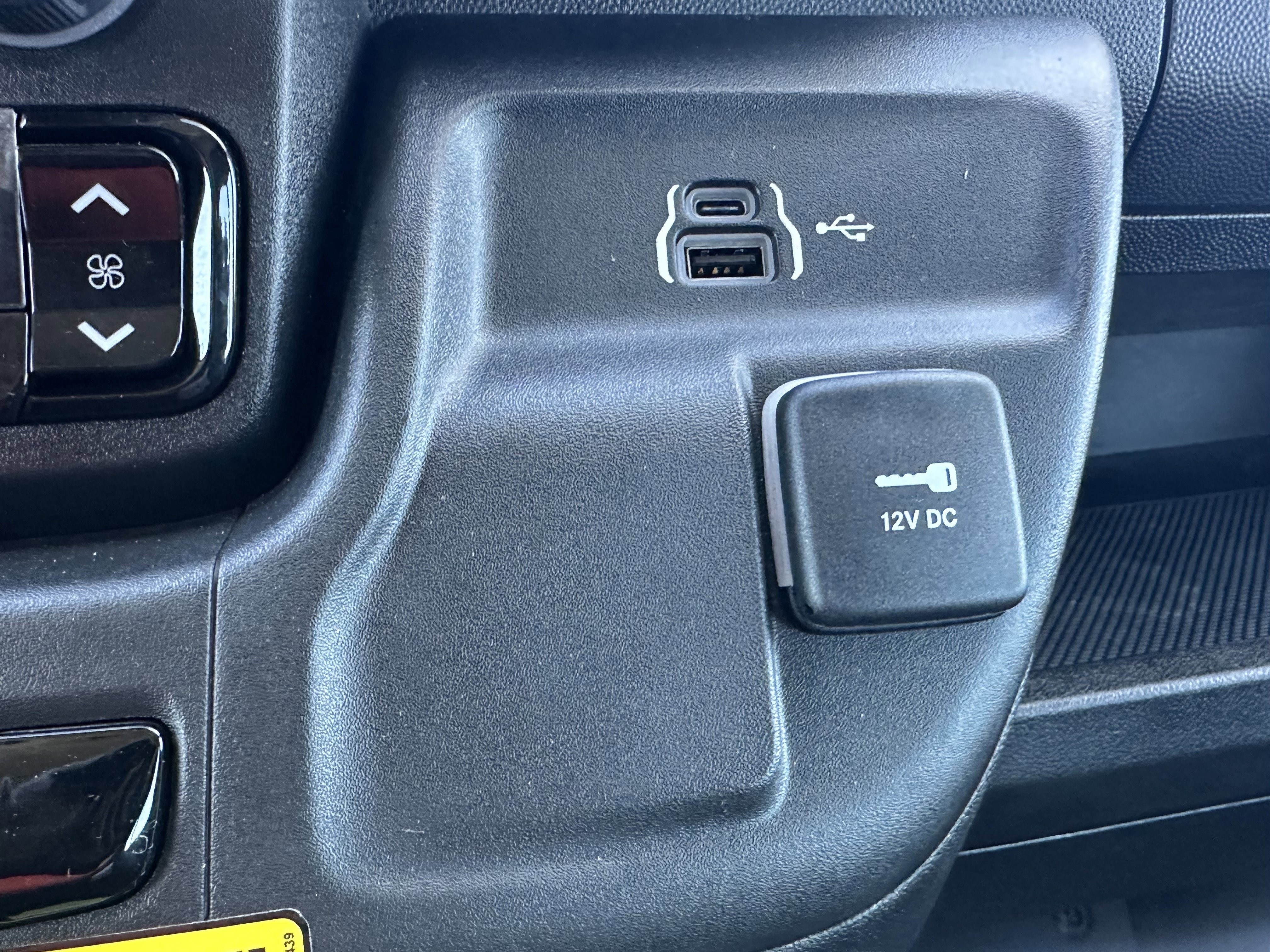 Used 2024 RAM ProMaster 3500 image 31