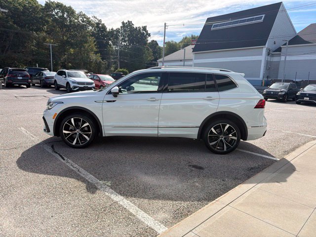 Certified 2023 Volkswagen Tiguan SEL R-Line AWD/4WD image 7