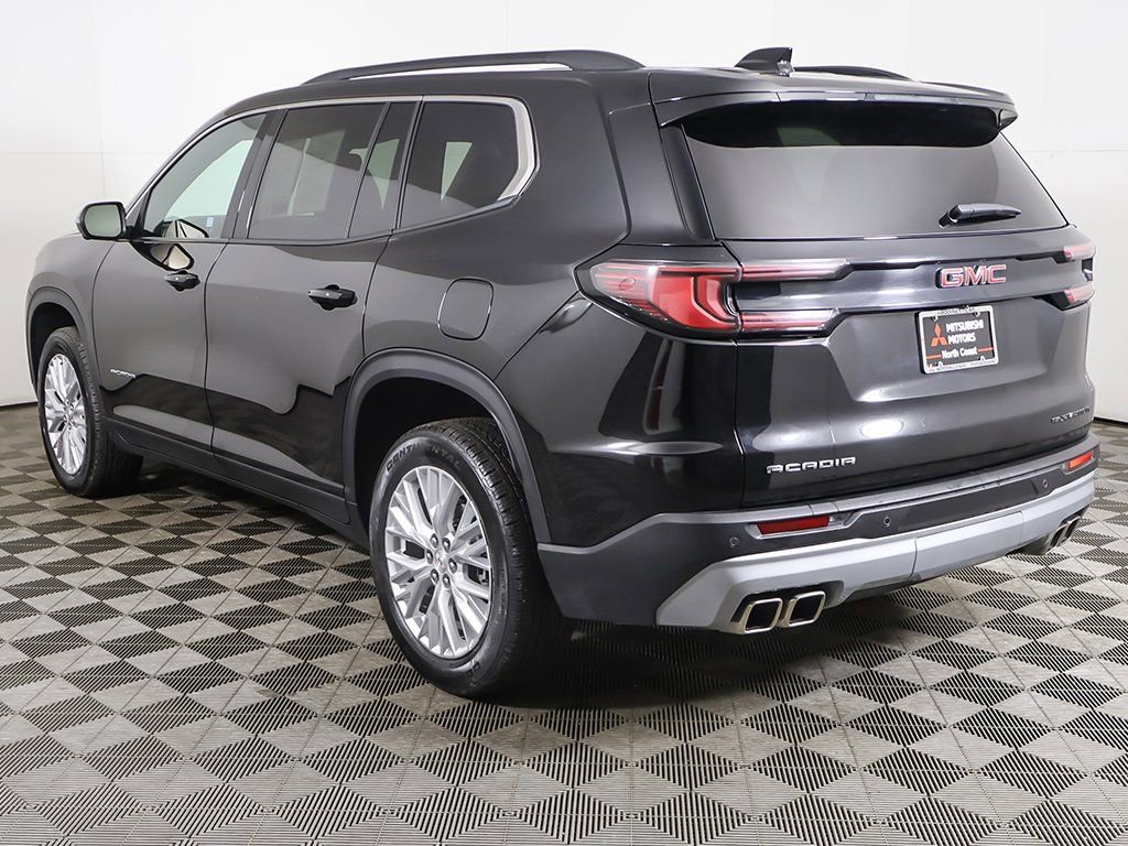 Used 2024 GMC Acadia Elevation image 12