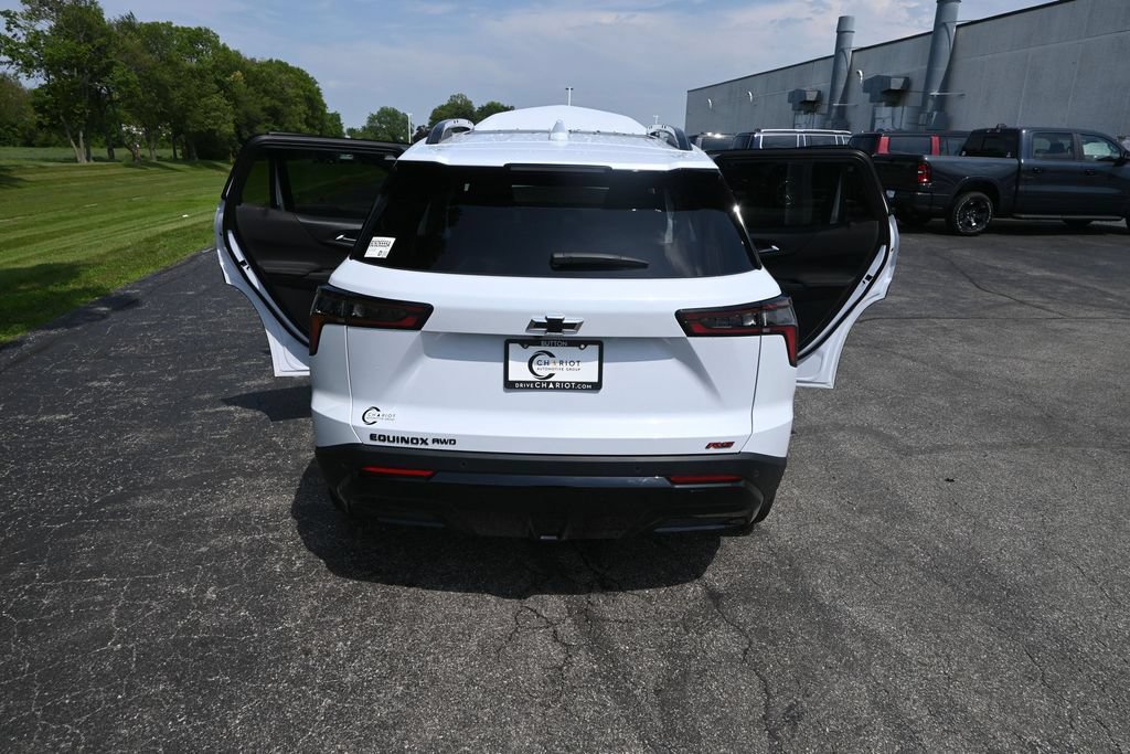 Used 2026 Chevrolet Equinox RS w/ Convenience Package III AWD/4WD image 47
