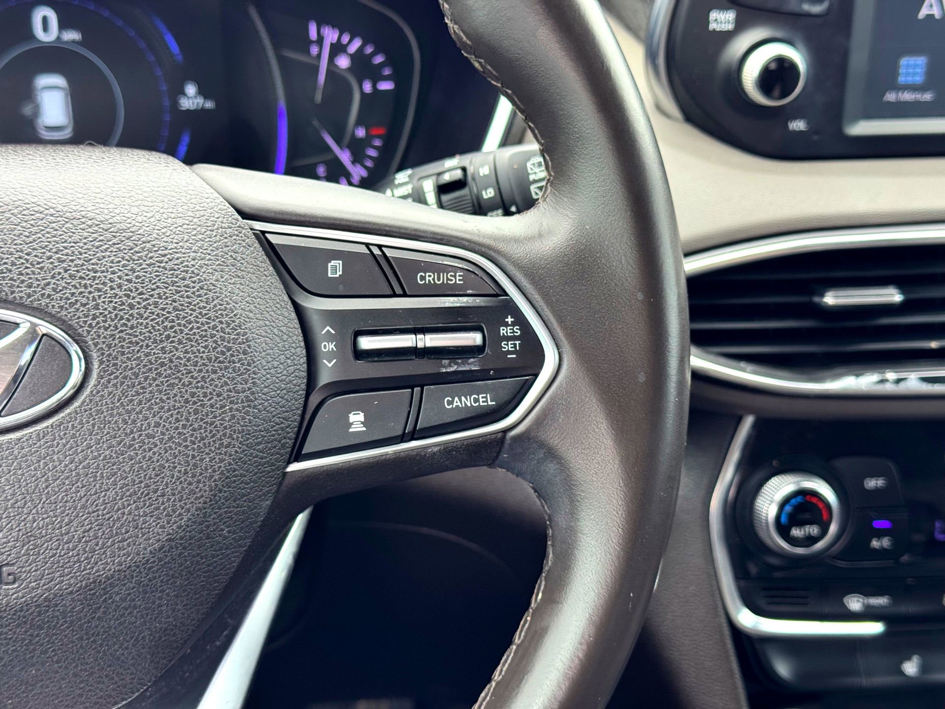 Used 2019 Hyundai Santa Fe Limited FWD image 25