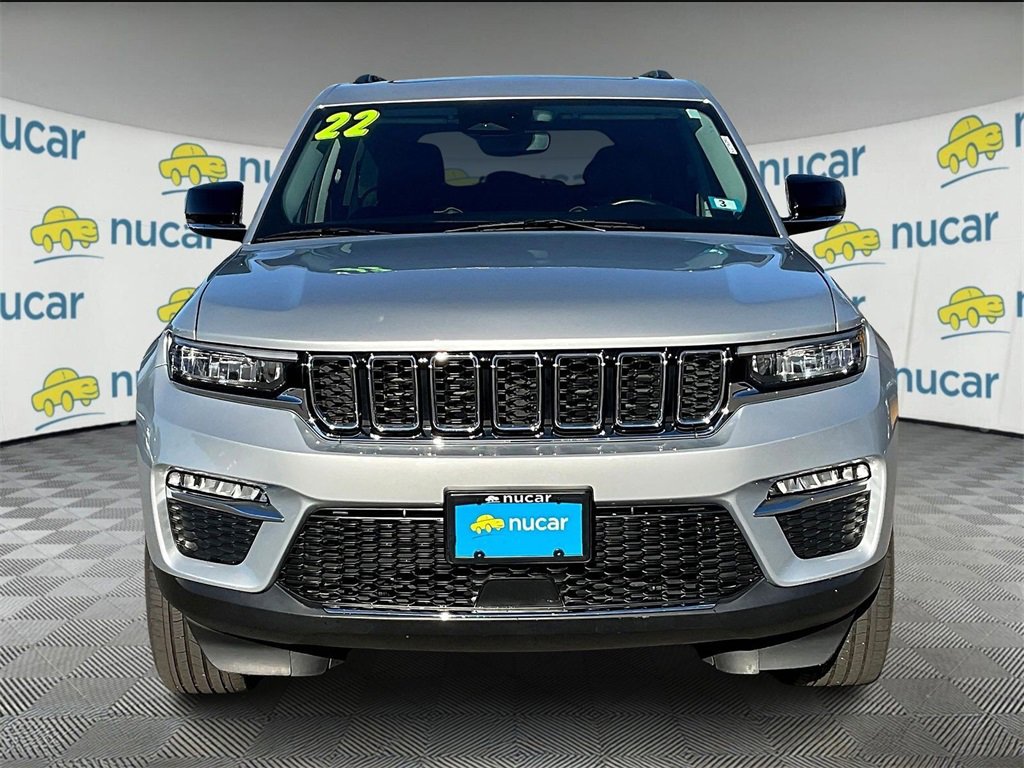 Used 2022 Jeep Grand Cherokee Limited image 2