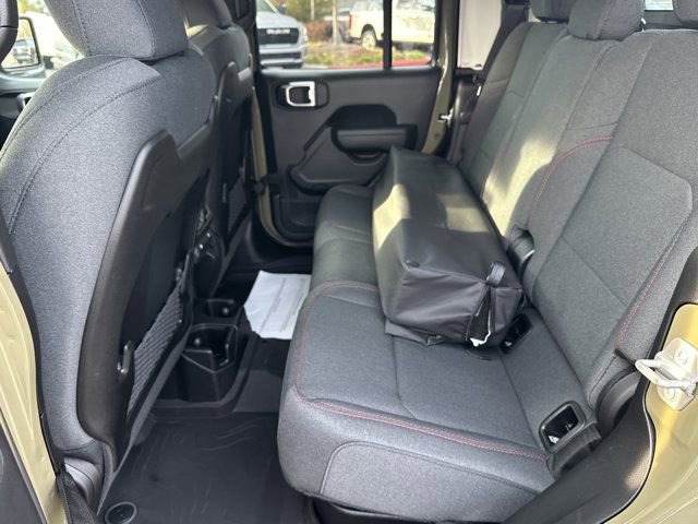 New 2026 Jeep Gladiator Rubicon w/ Technology Group image 19