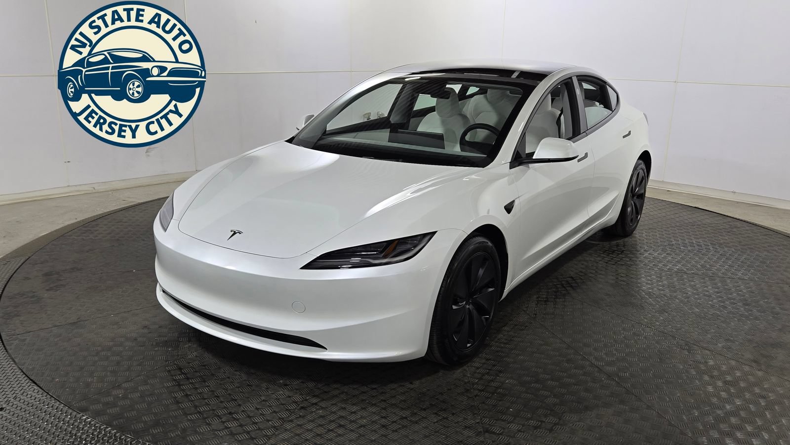 Used 2025 Tesla Model 3 Long Range RWD image 10