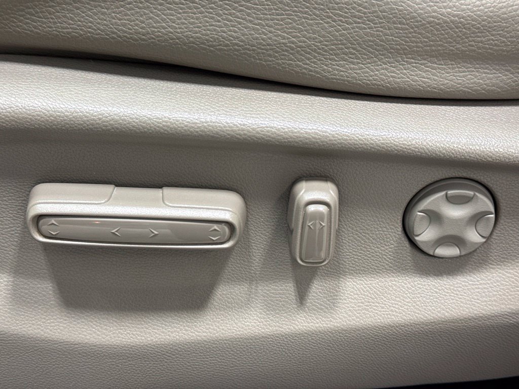 Used 2019 Honda Odyssey Elite image 11