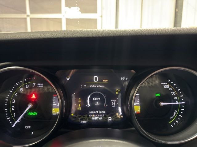 Used 2022 Jeep Wrangler Unlimited Sahara 4xe image 8