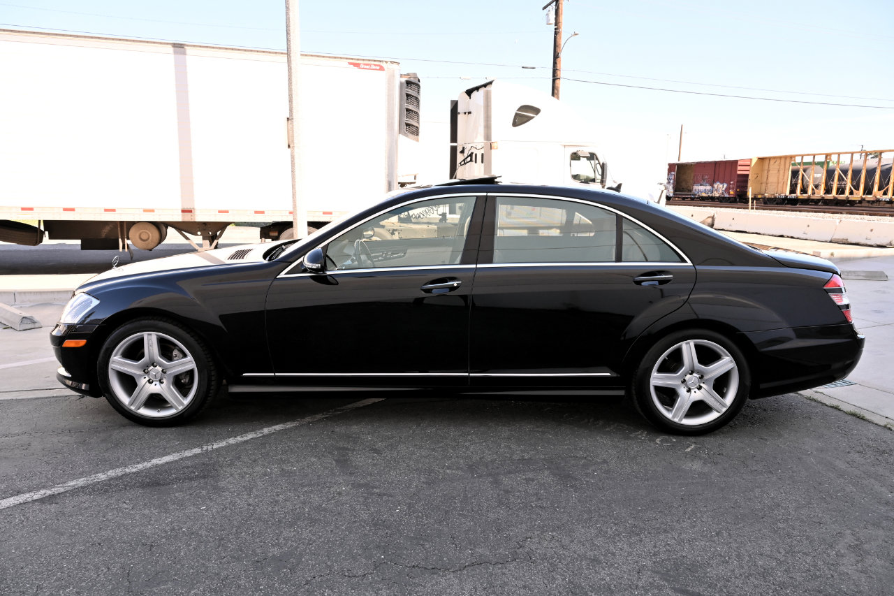 Used 2008 Mercedes-Benz S 550 image 3