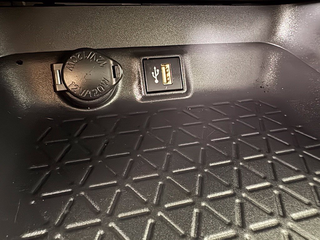 Used 2024 Toyota RAV4 LE FWD image 31