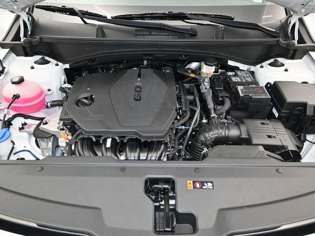 Used 2025 Kia Sportage SX image 18