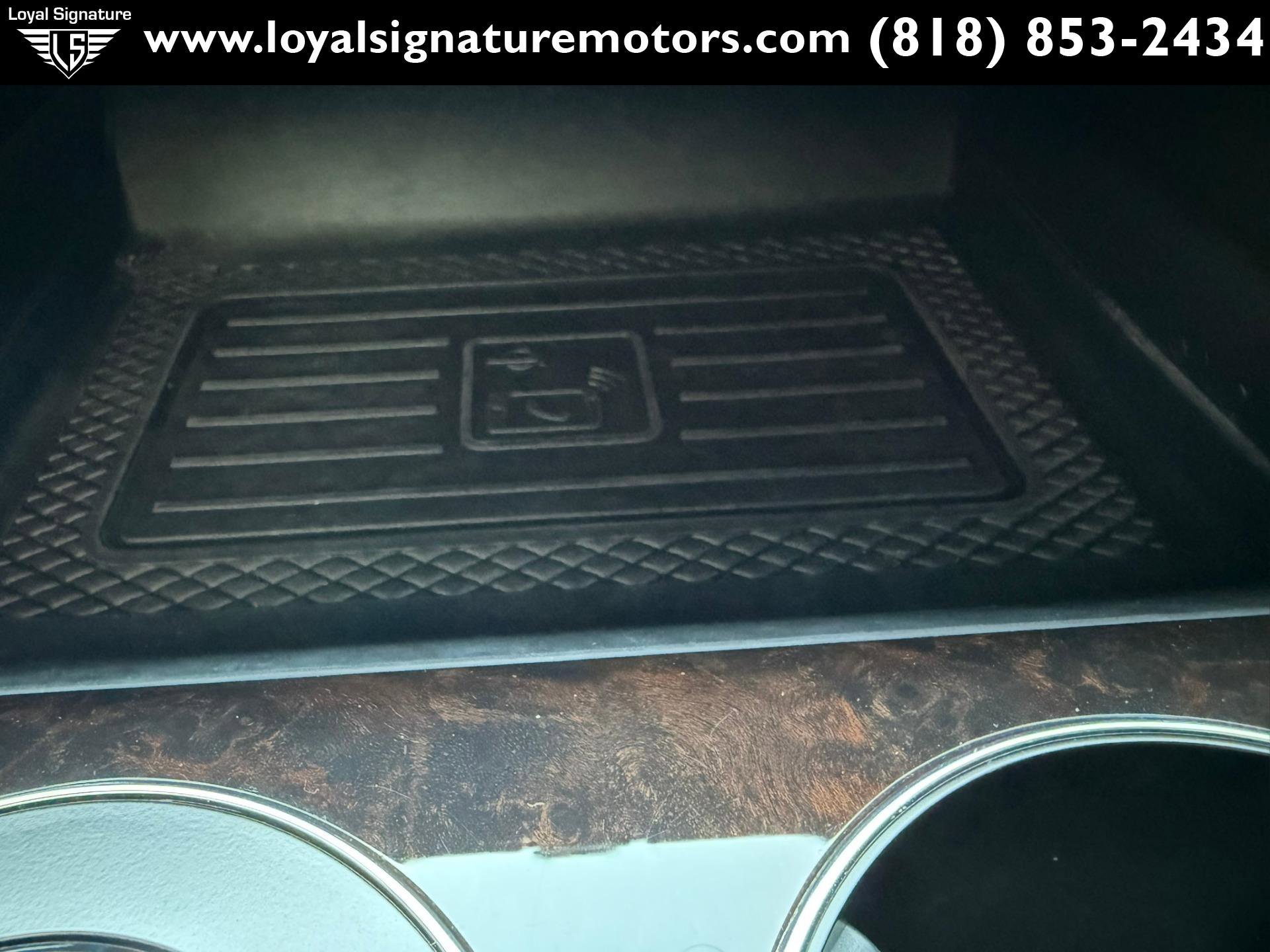 Used 2021 Bentley Bentayga image 33