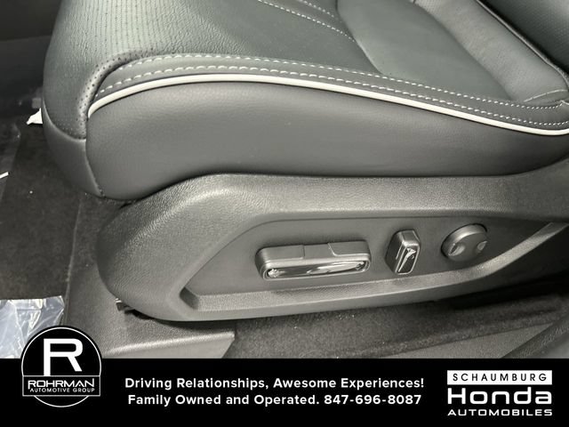 Used 2025 Honda Pilot Elite image 21