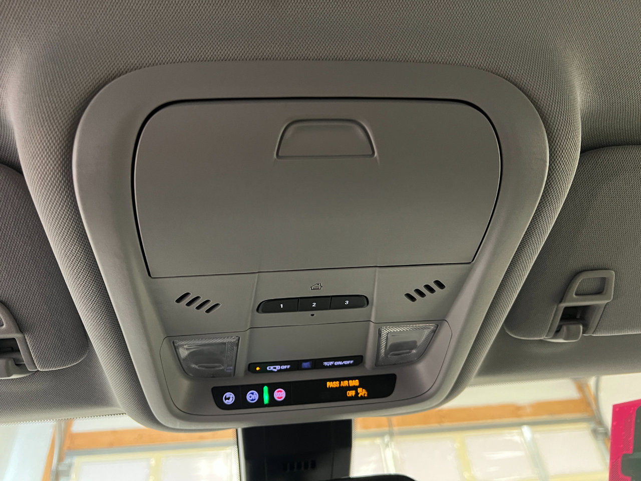 Used 2024 GMC Terrain SLT image 53