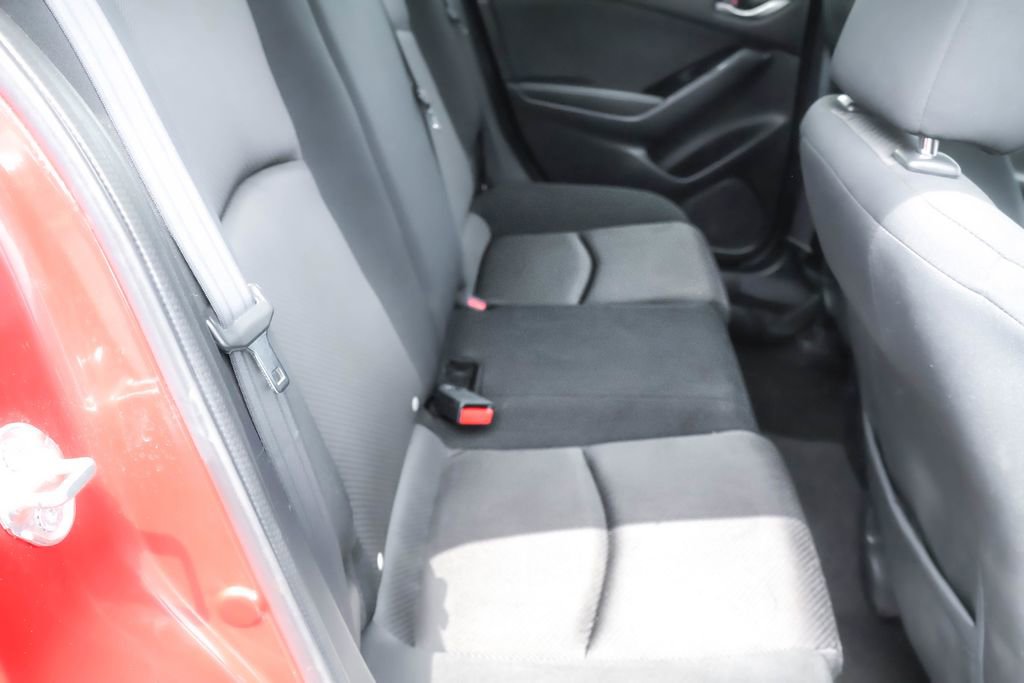 Used 2017 MAZDA MAZDA3 Sport FWD image 28