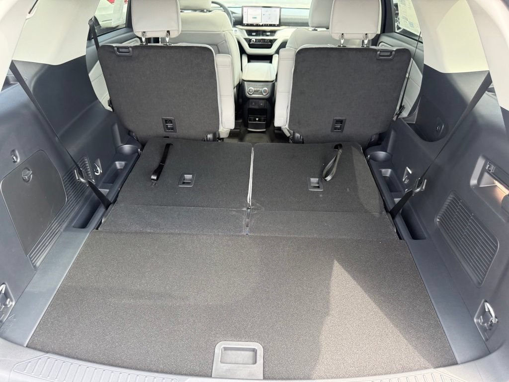New 2026 Ford Explorer Active w/ Active Comfort Package AWD/4WD image 46