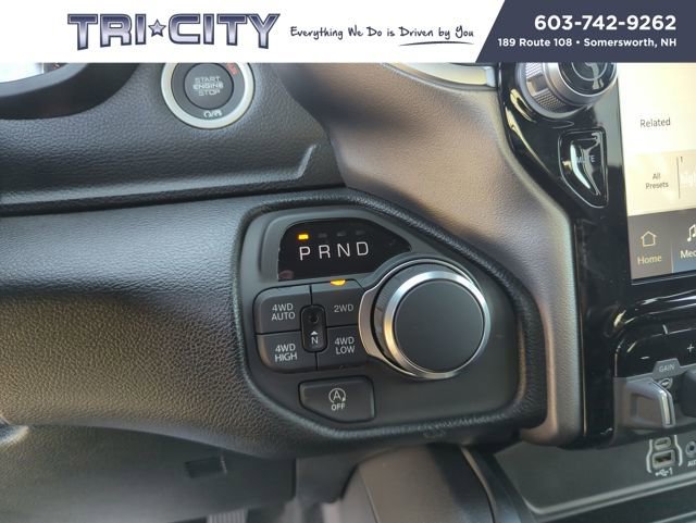 New 2026 RAM 1500 4x4 Crew Cab image 33