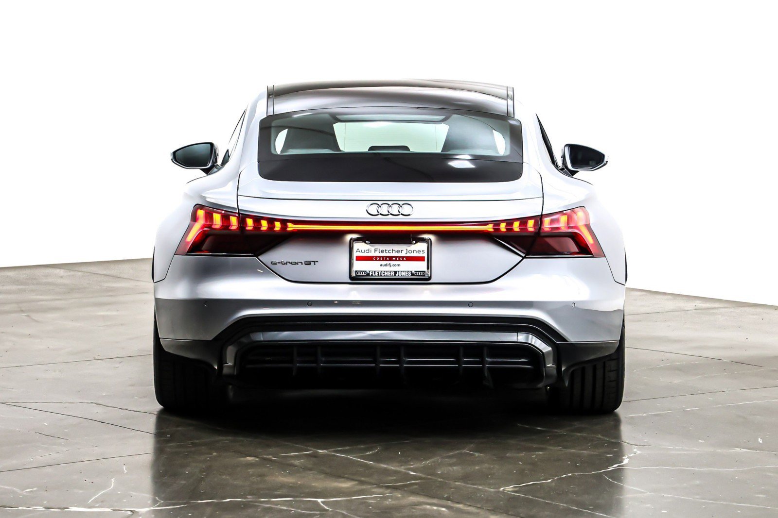 Used 2022 Audi e-tron GT Premium Plus image 5