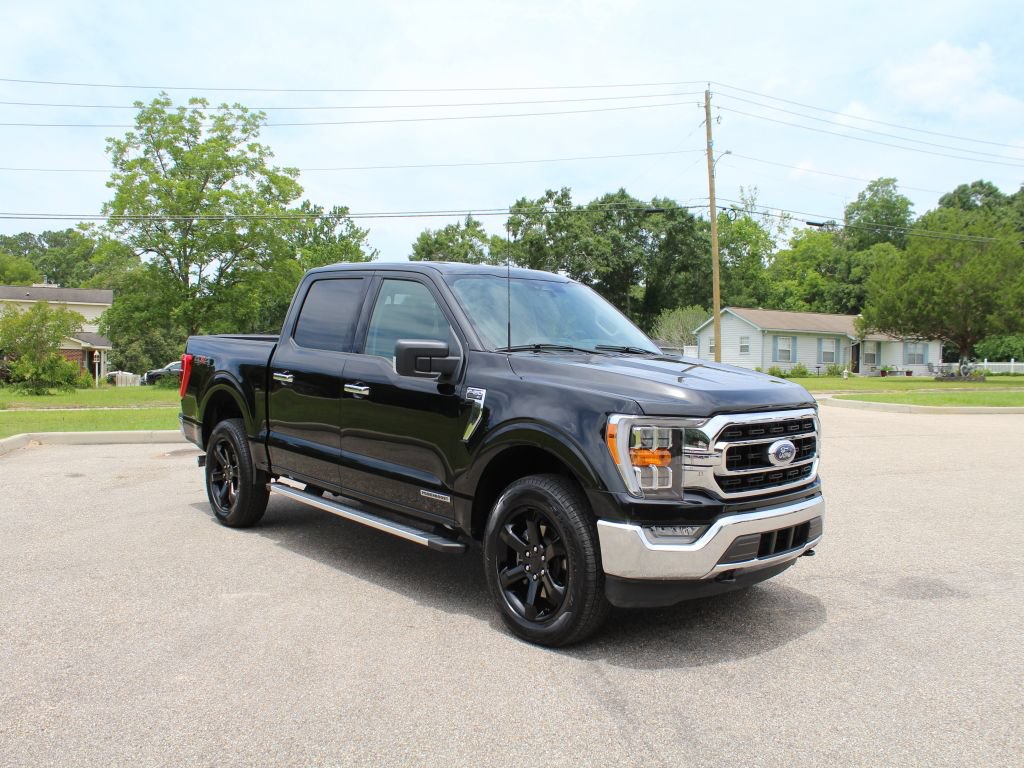 Used 2023 Ford F150 XLT w/ Equipment Group 302A High AWD/4WD image 2