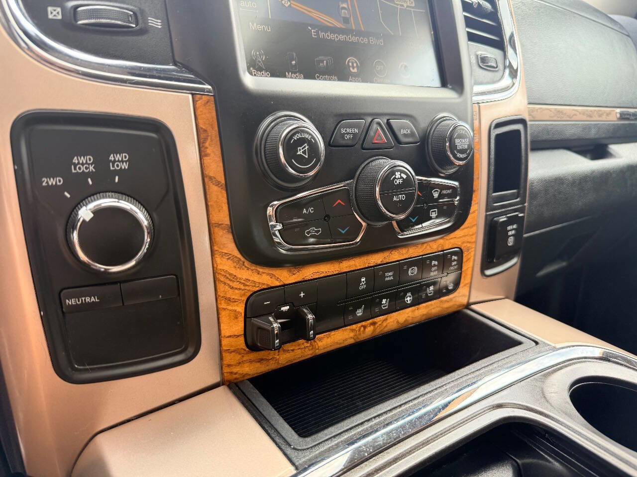 Used 2017 RAM 2500 Longhorn w/ Convenience Group AWD/4WD image 29