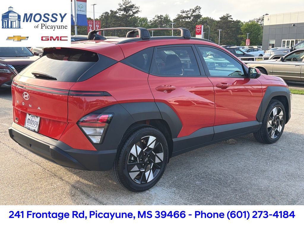 Used 2025 Hyundai Kona SEL FWD image 6