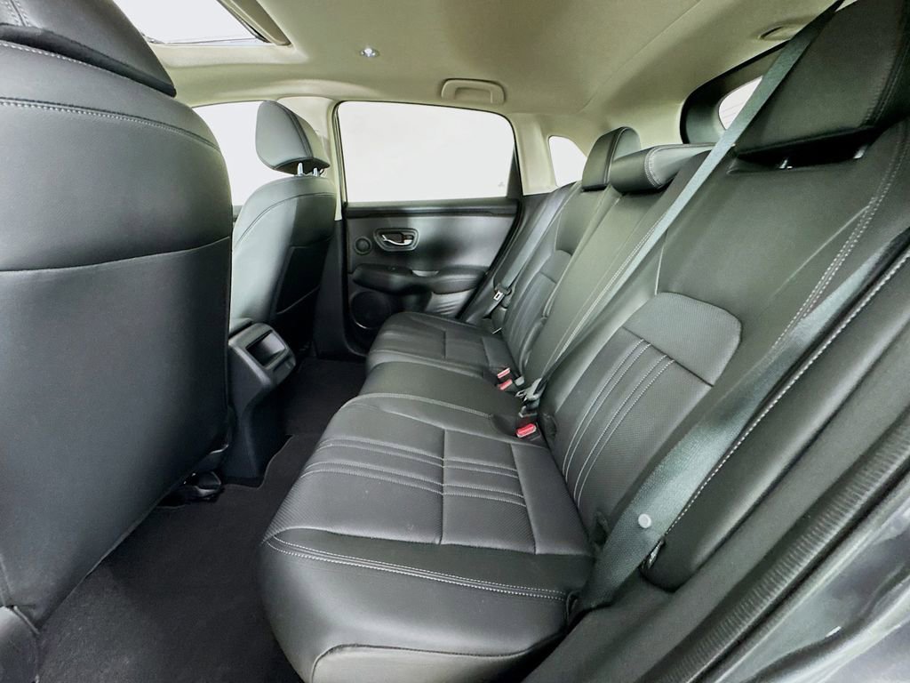 Used 2026 Honda HR-V EX-L image 32