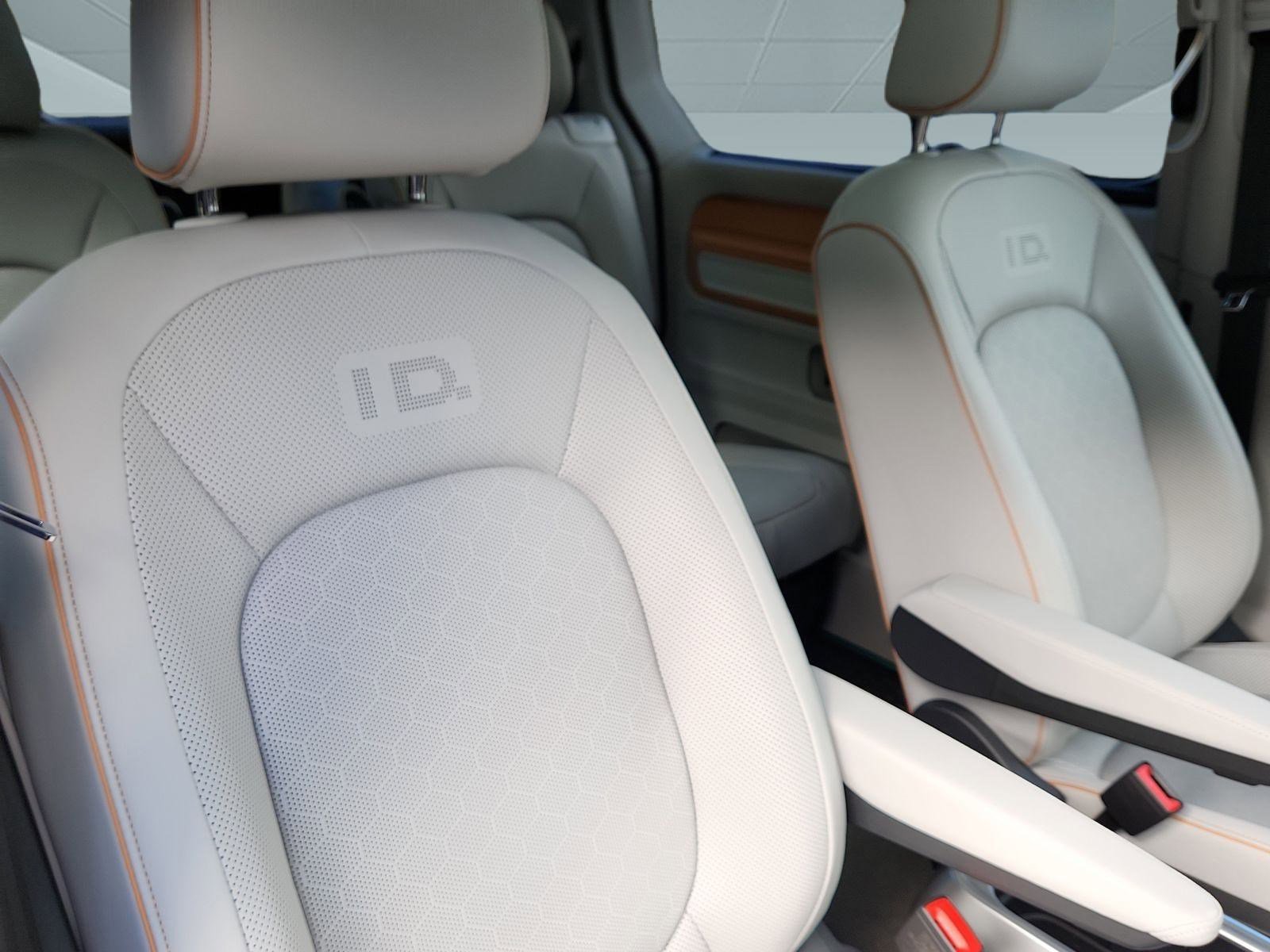 New 2025 Volkswagen ID. Buzz Pro S Plus image 19