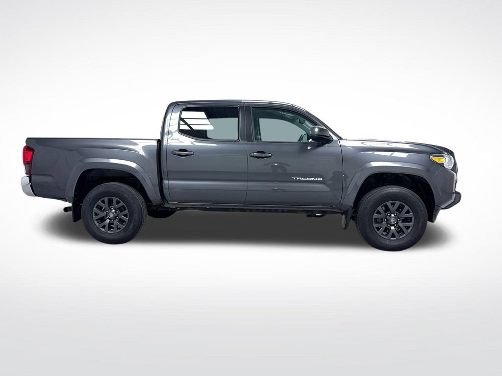 Certified 2023 Toyota Tacoma SR5 AWD/4WD image 2