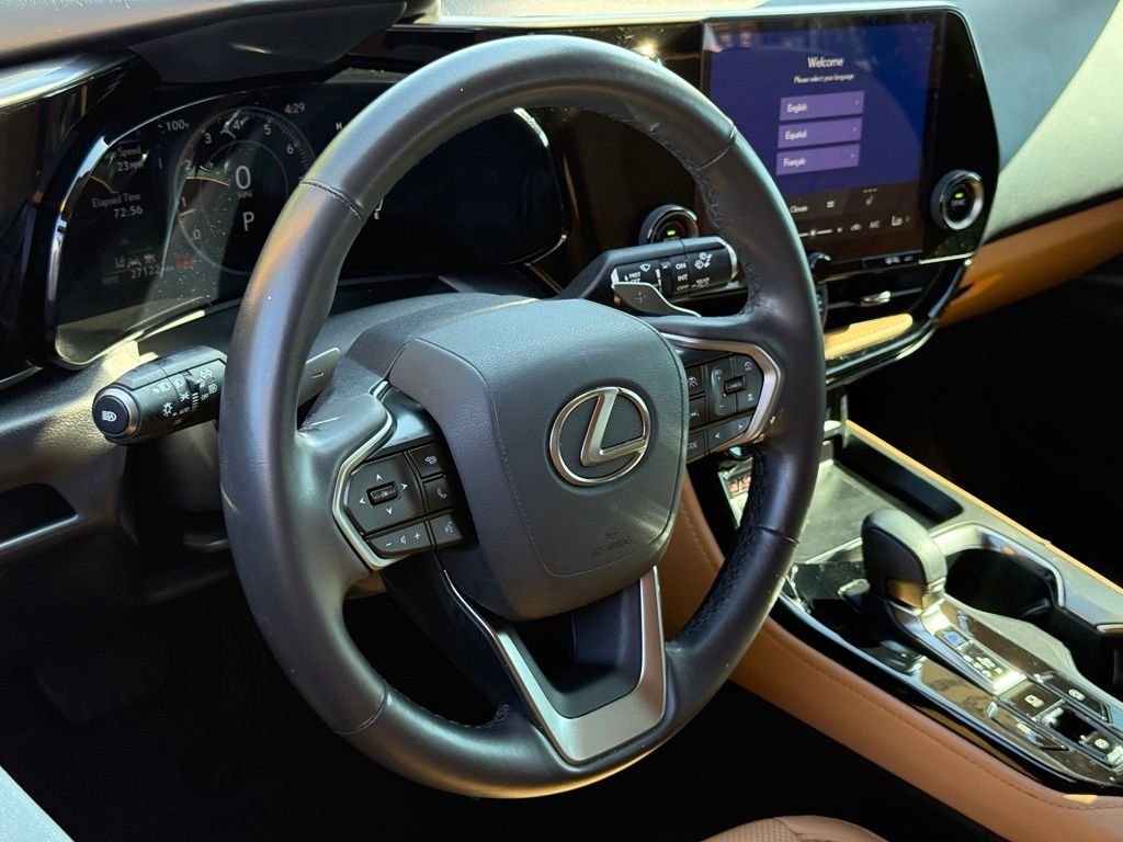 Certified 2025 Lexus NX 250 FWD w/ Accessory Package (Z2) image 19