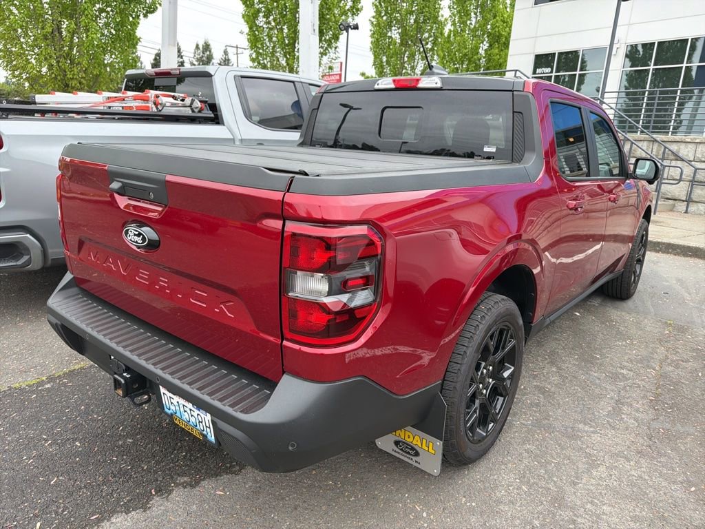 Used 2025 Ford Maverick Lariat w/ Black Appearance Package AWD/4WD image 4