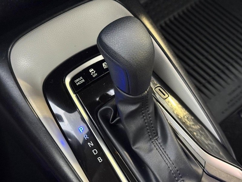 Used 2023 Toyota Corolla LE w/ LE Premium Package image 26