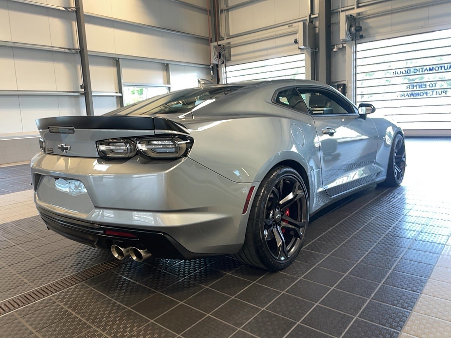 Used 2023 Chevrolet Camaro SS RWD image 18