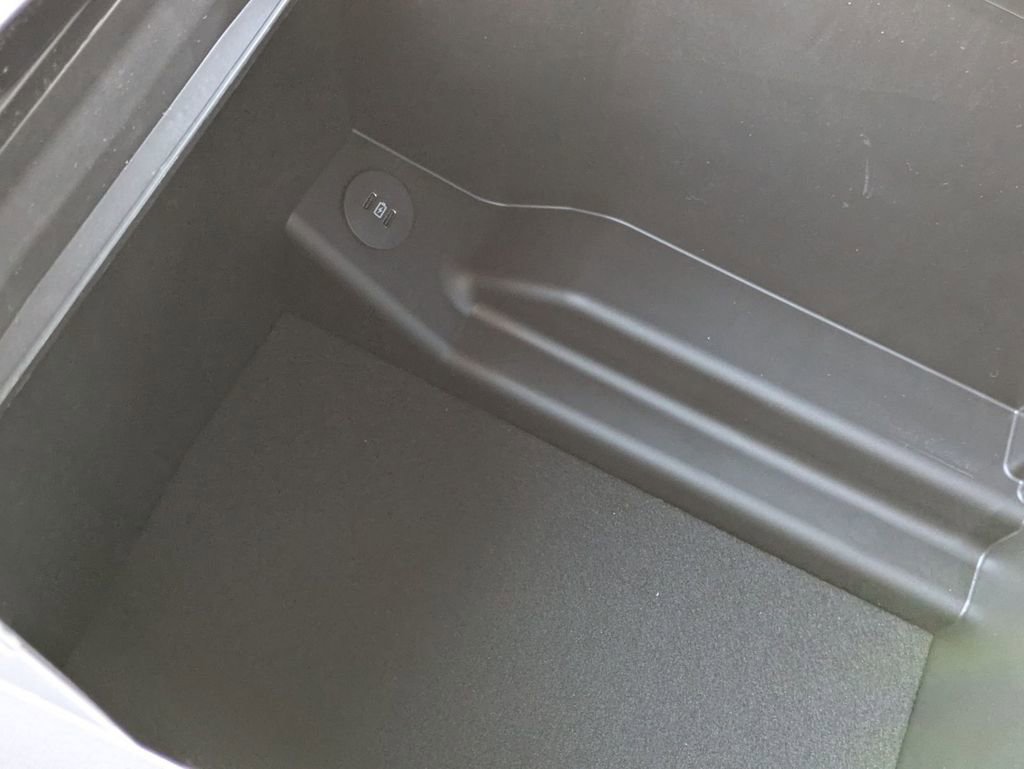 New 2026 Ford F150 XLT w/ Equipment Group 302A MID image 35