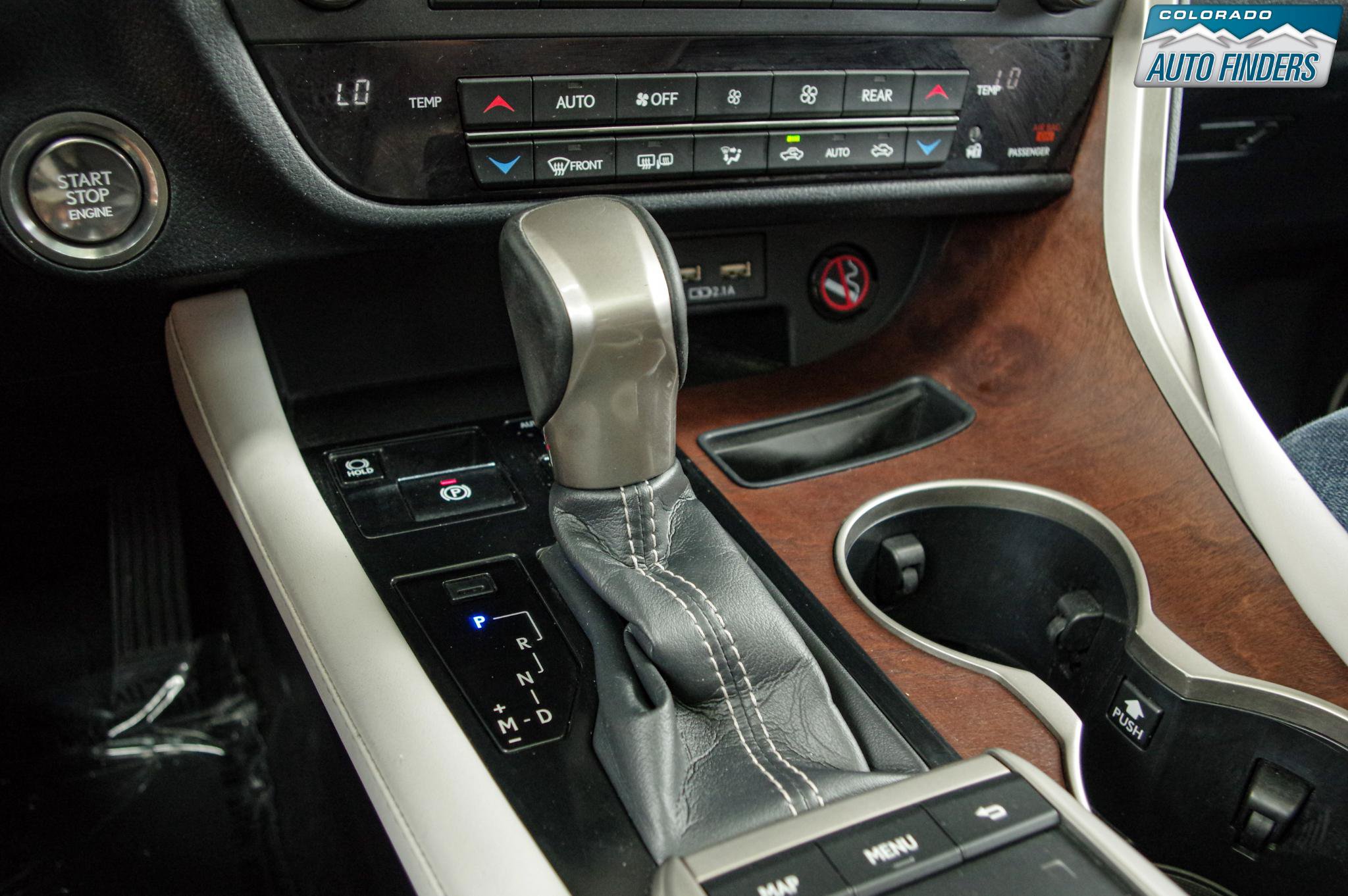 Used 2020 Lexus RX 350L Premium w/ Premium Package AWD/4WD image 18