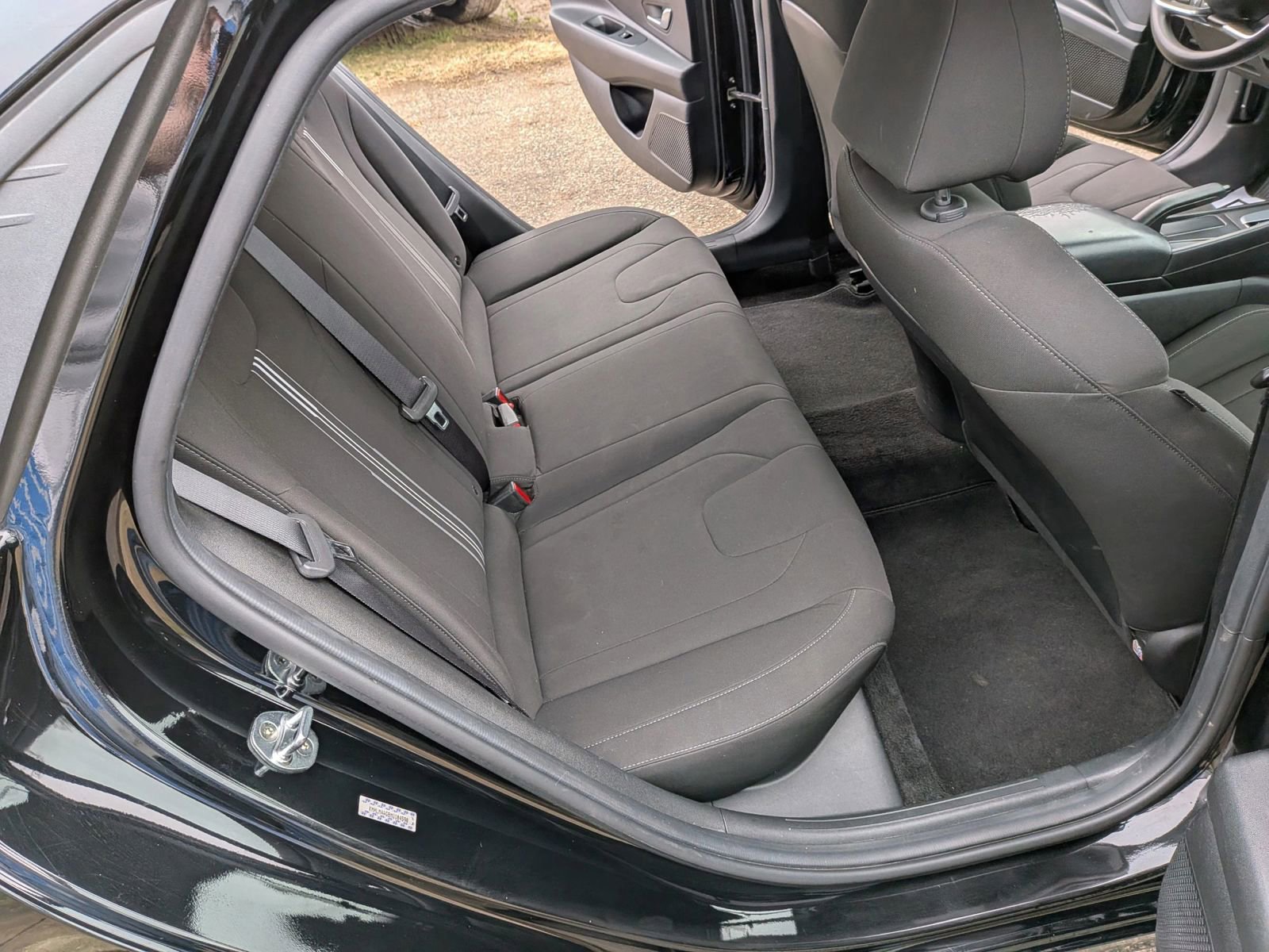 Used 2021 Hyundai Elantra SEL image 29